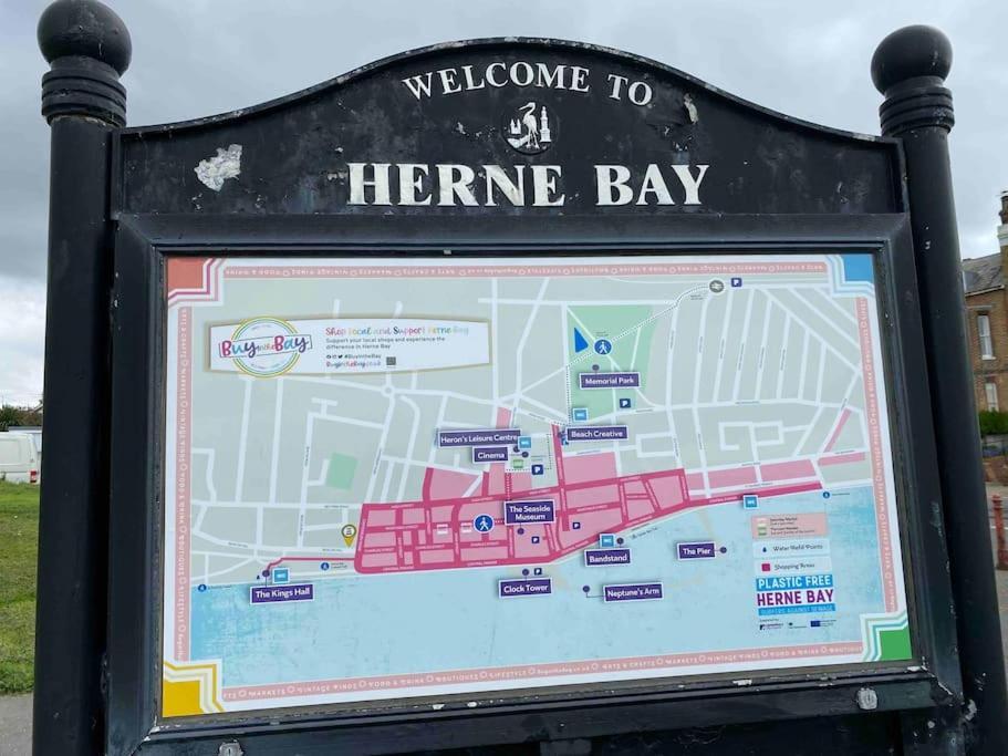 Herne Bay Central - 2 Minutes From Beach Apartment Buitenkant foto