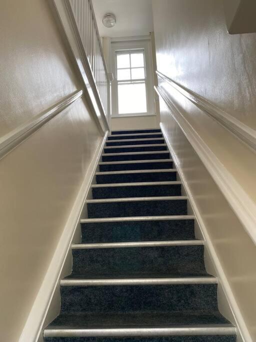 Herne Bay Central - 2 Minutes From Beach Apartment Buitenkant foto