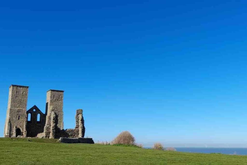 Herne Bay Central - 2 Minutes From Beach Apartment Buitenkant foto