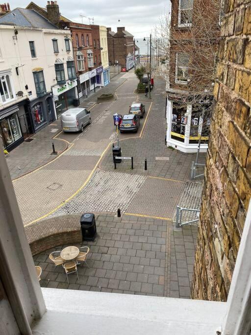 Herne Bay Central - 2 Minutes From Beach Apartment Buitenkant foto