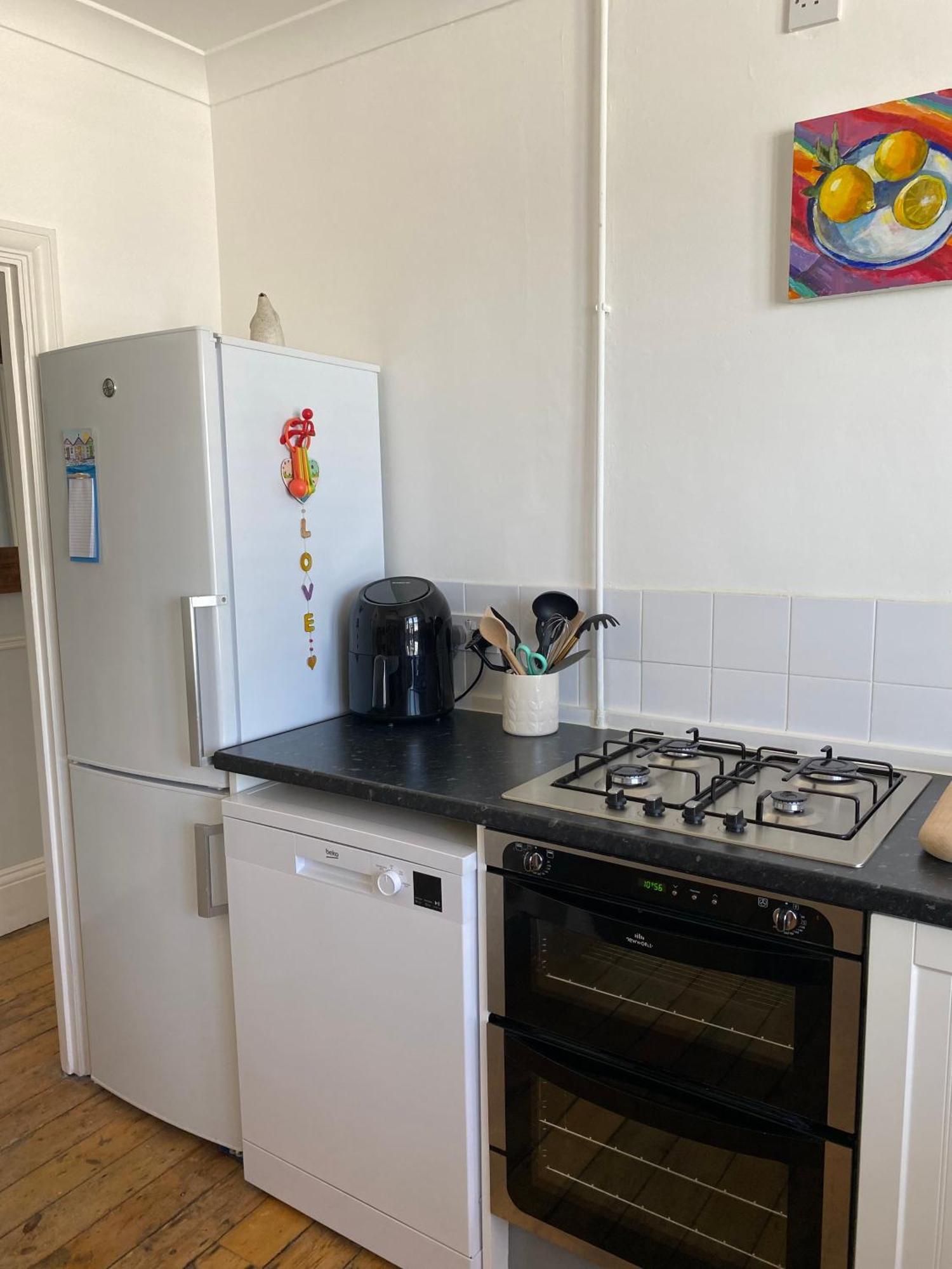 Herne Bay Central - 2 Minutes From Beach Apartment Buitenkant foto