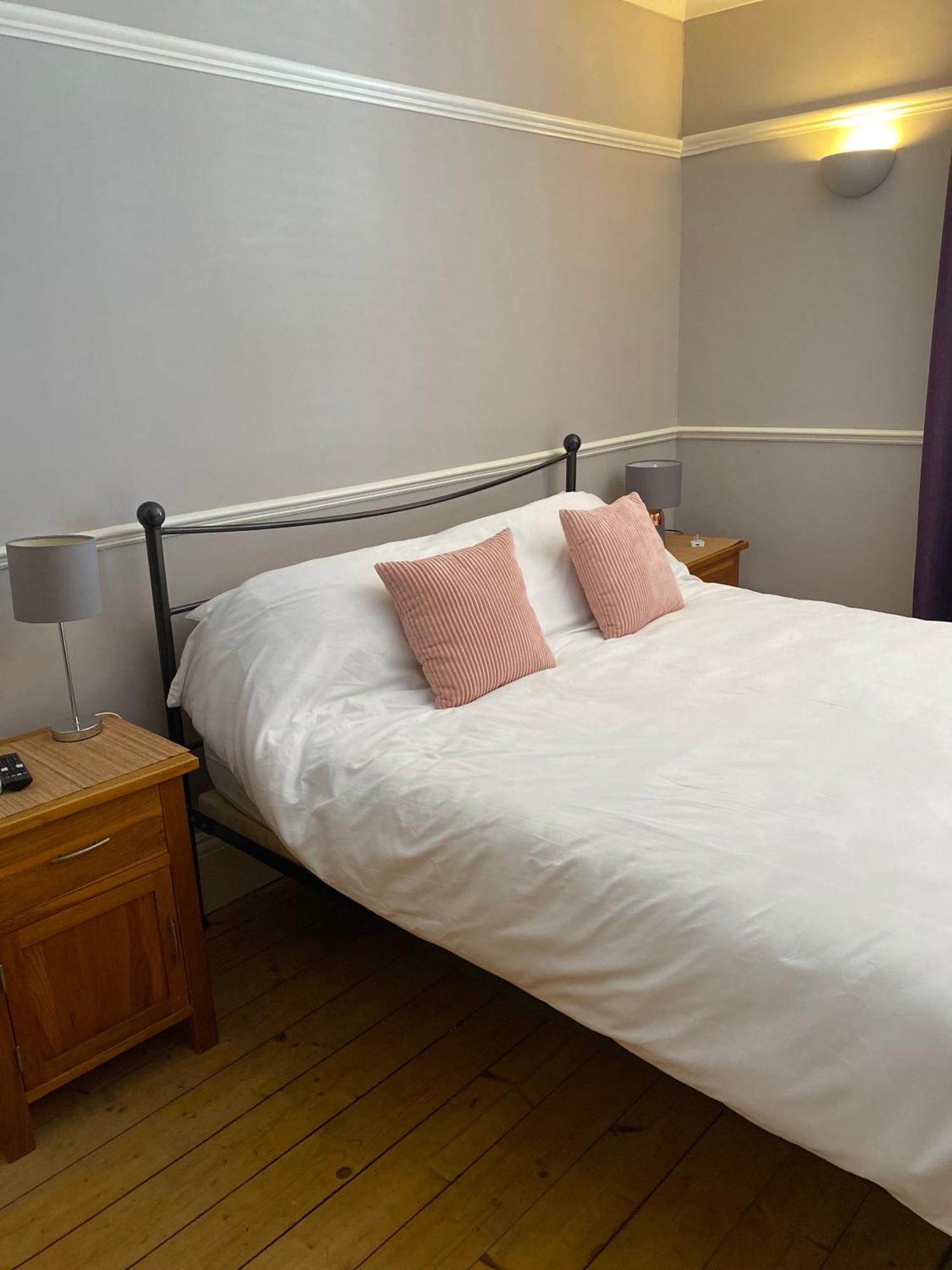 Herne Bay Central - 2 Minutes From Beach Apartment Buitenkant foto